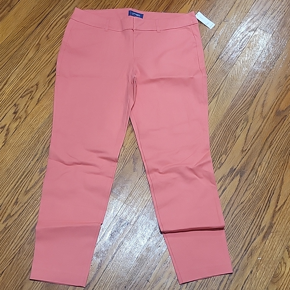 Old Navy Pixie pants size 12 regular in coral